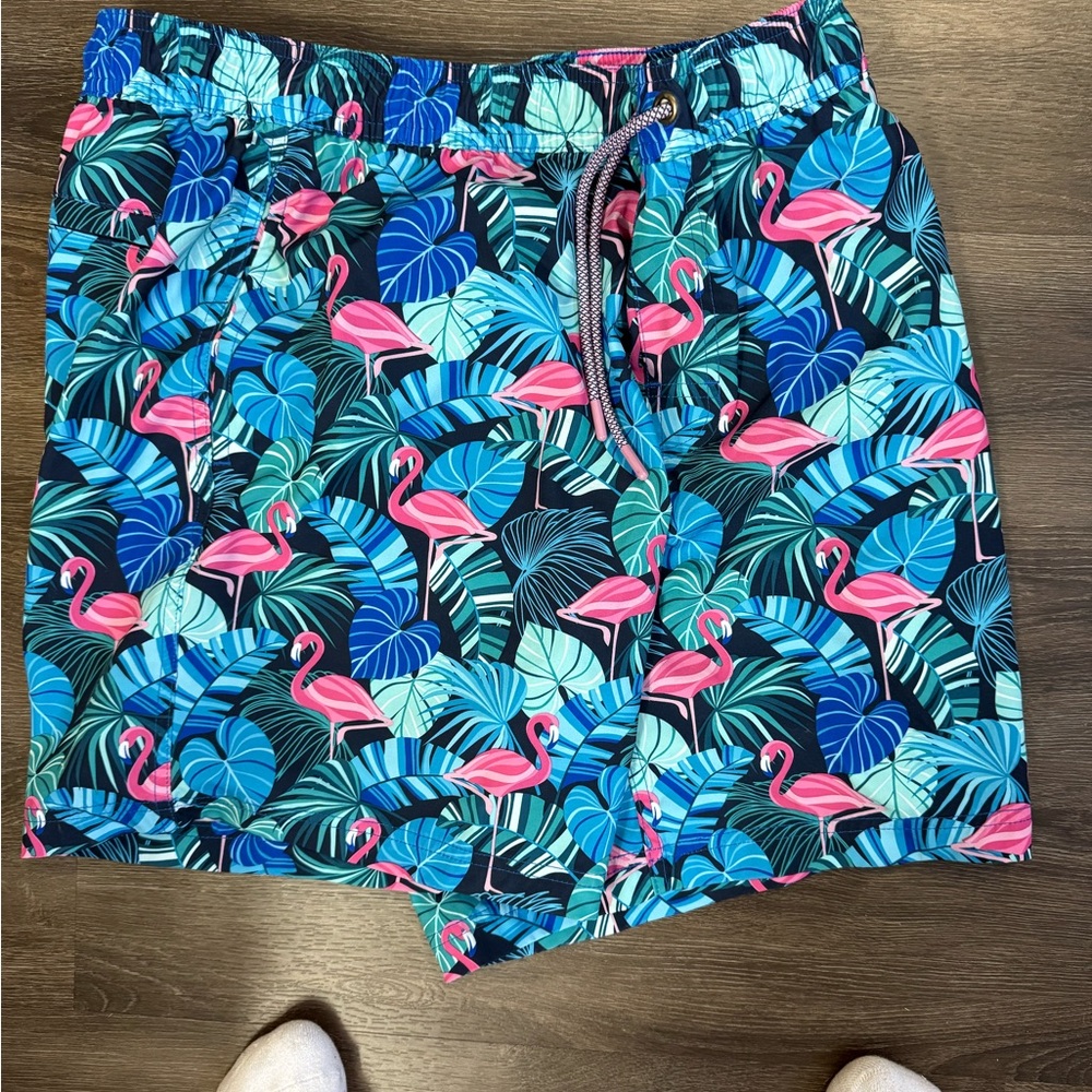 Men’s med swim trunks with shorts inside